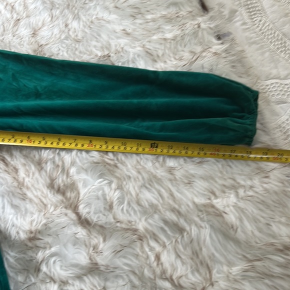 Loungewear velour nightgown by Halston 1V. - Picture 8 of 10